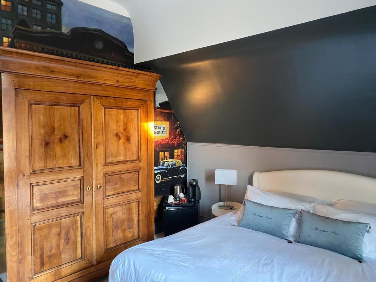 Miramar Parc Bed & Breakfast Роаян Екстериор снимка