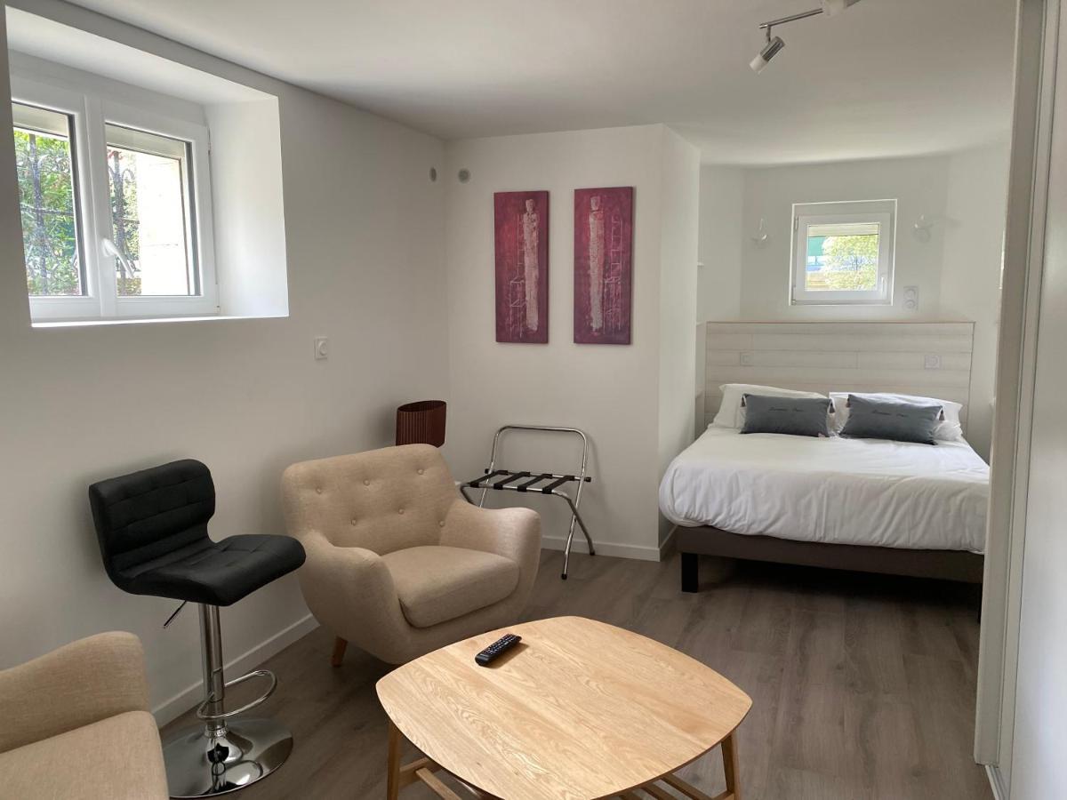 Miramar Parc Bed & Breakfast Роаян Екстериор снимка